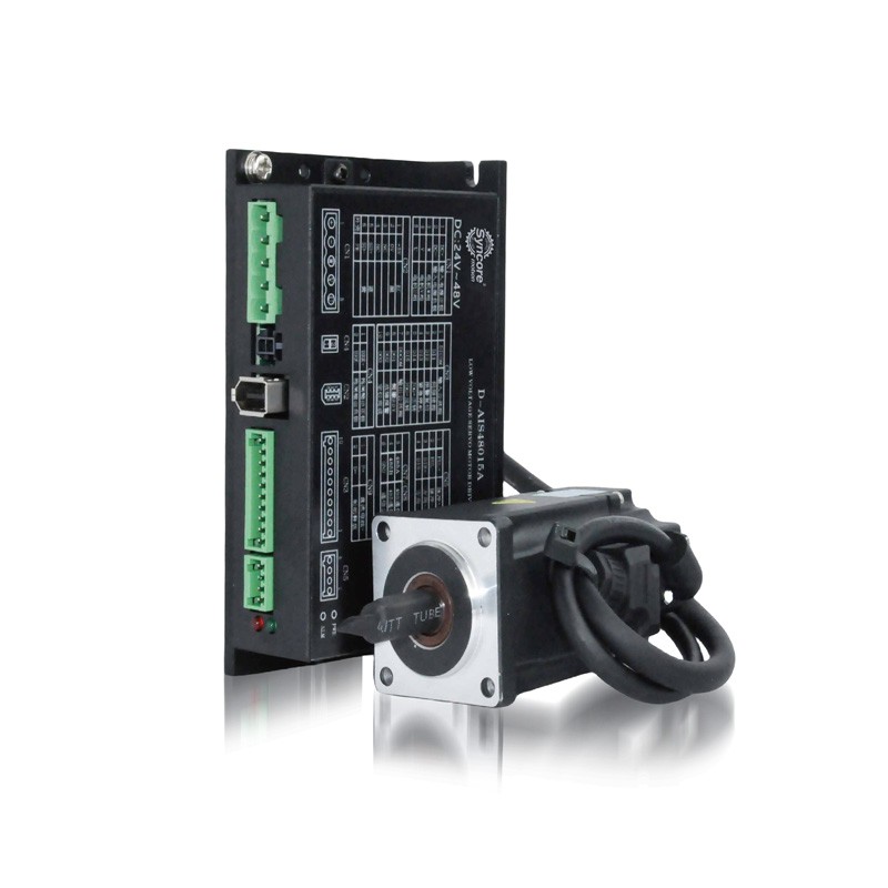 Gonilnik enosmernega servo motorja